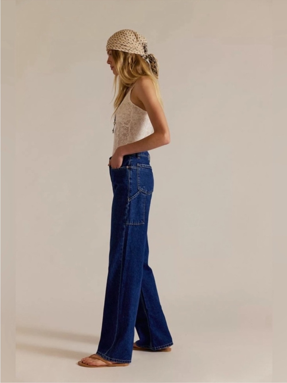 We The Free Women's Straight Leg Jeans in Medium Blue